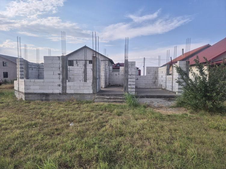 De vanzare teren+casa in constructie - 7