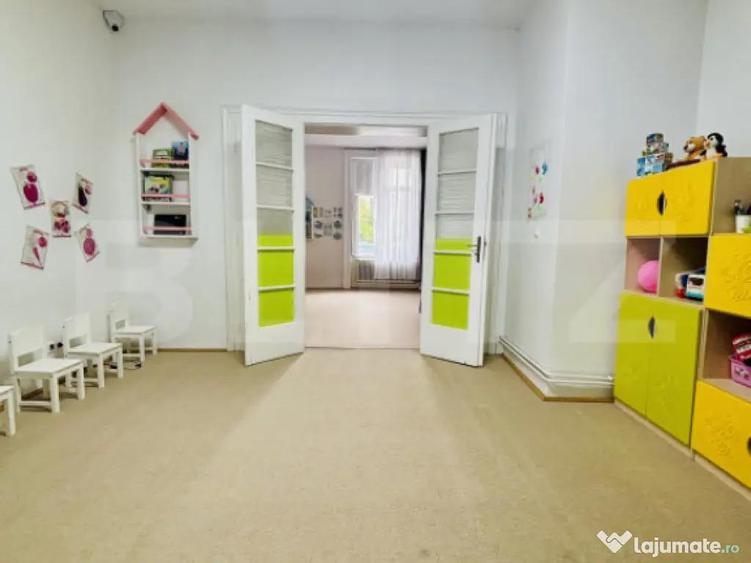 Casa 10 camere, 170 mp, zona Lunei - 5