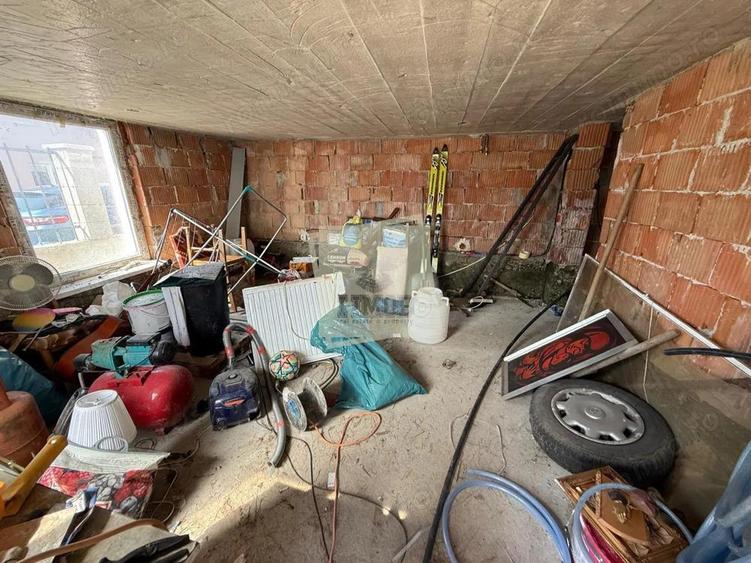 Casa individuala cu 2 camere si 495 mp teren in Sura Mare - 2