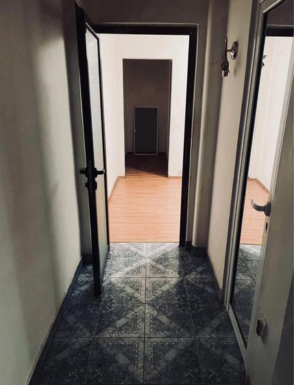 Apartament 4 camere, Etaj 1,zona Gradina,60 metri construi?i,Pre? 60.000 ,Suna?i la - 2