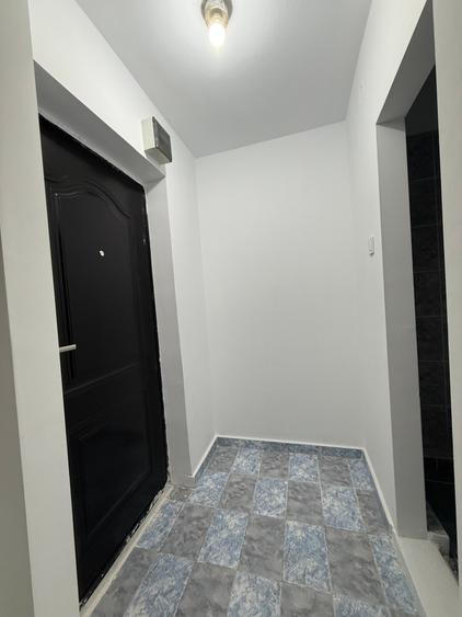 Vanzare Garsoniera Metrou Parc Drumul Taberei, Piata Moghioros - 3