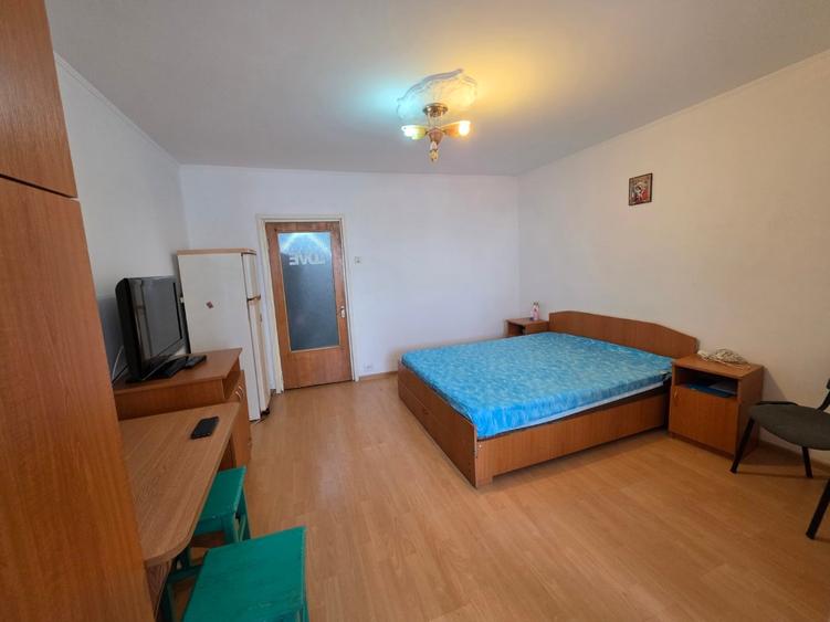 Trapezului, 5 minute metrou 1 Decembrie 1918, bloc 1978, reabilitat - 9