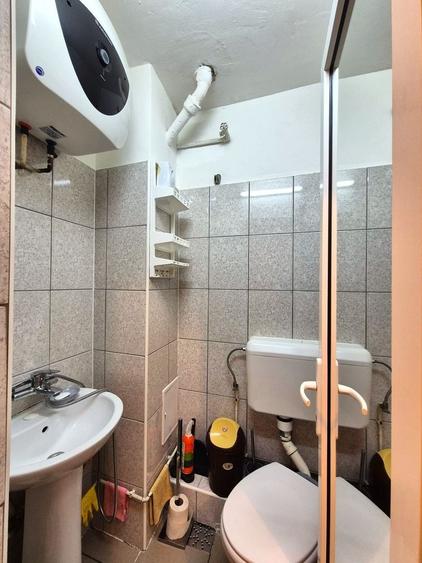 Garsonieră semidecomandată în Uzina 2
