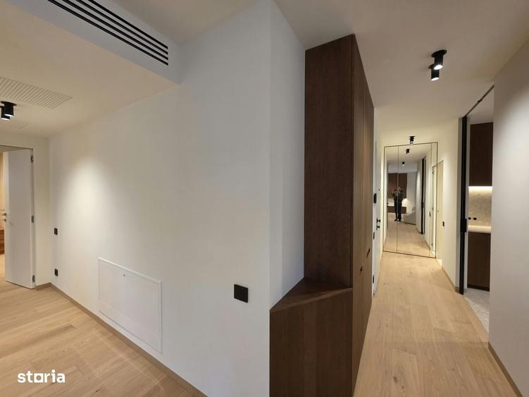 Apartament cu 3 camere în Unirii