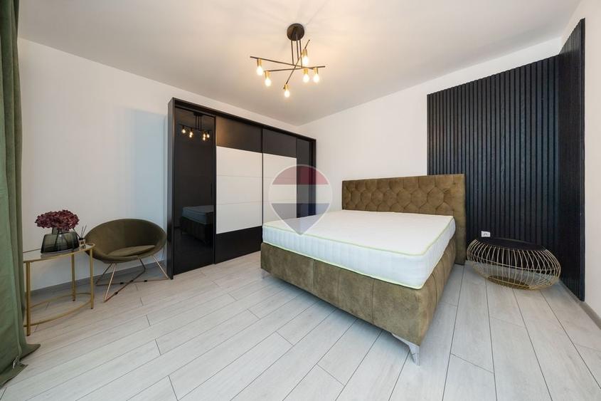 Apartament cu 2 camere semidecomandat, mobilat în Bartolomeu