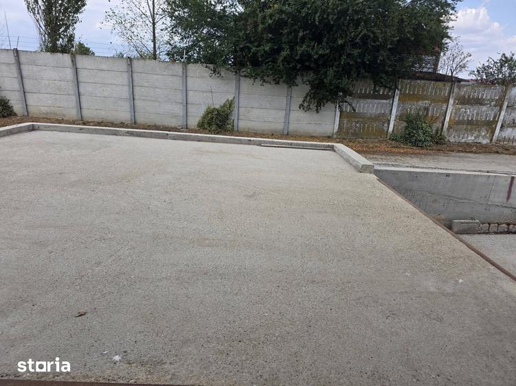 Spațiu comercial, de 760 mp, în Sântandrei