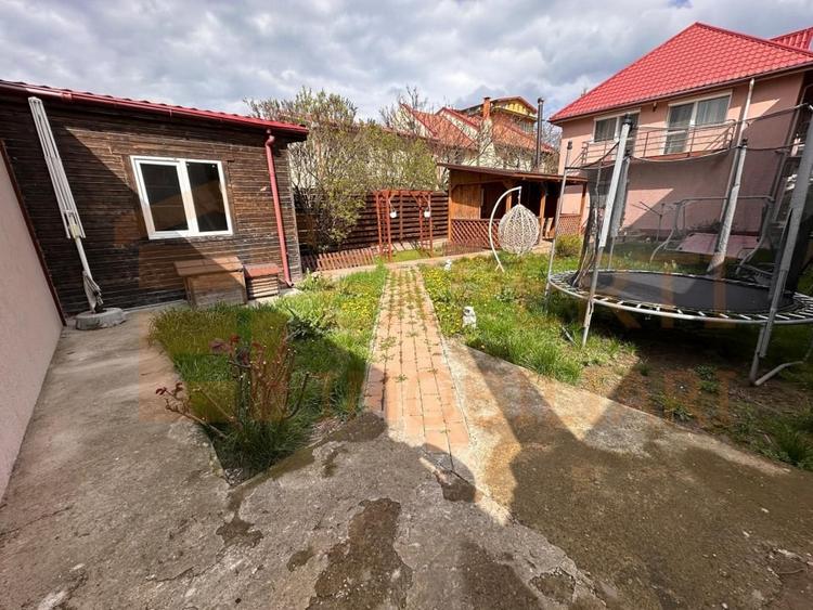 Casă individuală cu 5 camere cu Teren 505 Mp în Mamaia-Sat