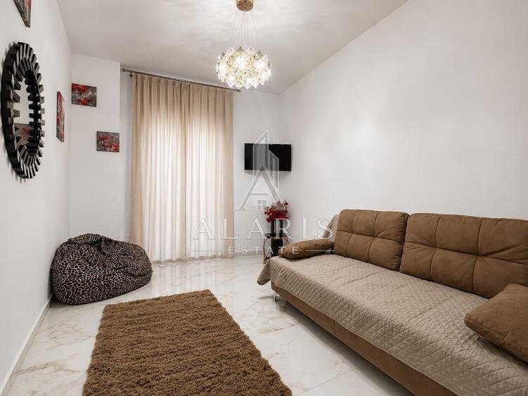Apartament cu 3 camere semidecomandat, mobilat în Giroc