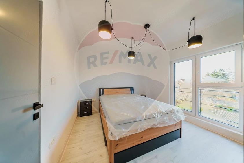 Apartament cu 2 camere semidecomandat în P-ța Spitalului
