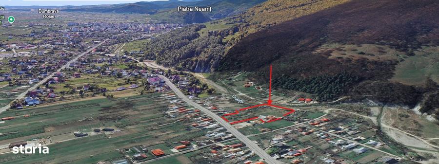Casă cu 4 camere cu Teren 8000 Mp în Central
