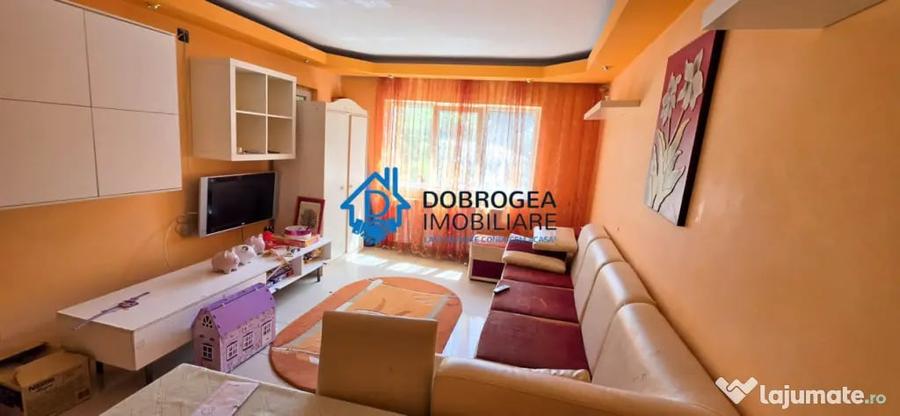 Apartament cu 3 camere decomandat în E3