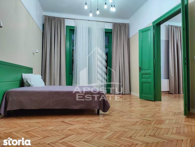 Apartament cu 3 camere, mobilat în Central