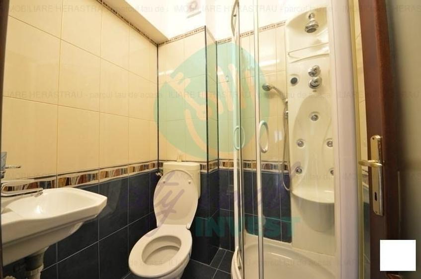 Apartament cu 5 camere semidecomandat în Kiseleff