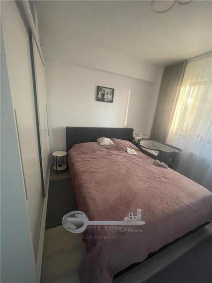 Apartament cu 2 camere decomandat, mobilat în Valea Adâncă