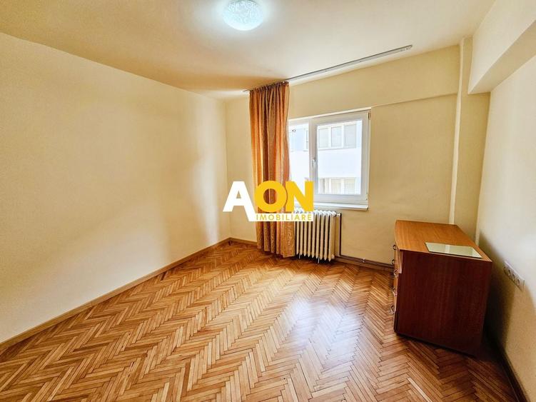 Apartament cu 3 camere decomandat, mobilat în Ampoi 1