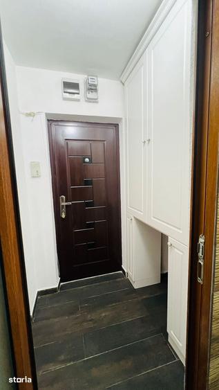 Garsonieră în Confecții