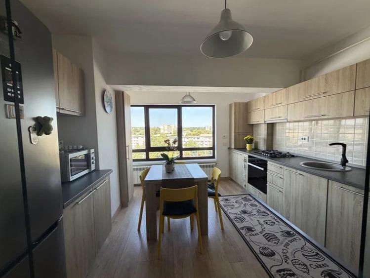 Apartament cu 2 camere semidecomandat în Tătărași
