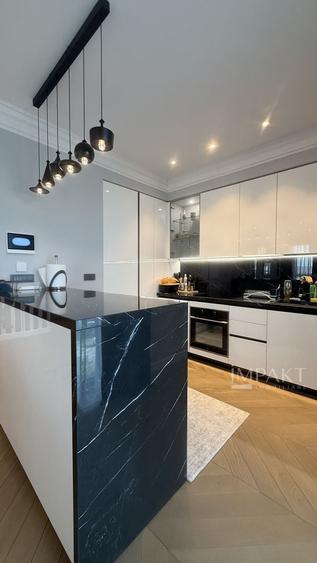 Apartament cu 3 camere semidecomandat, mobilat în Gheorgheni