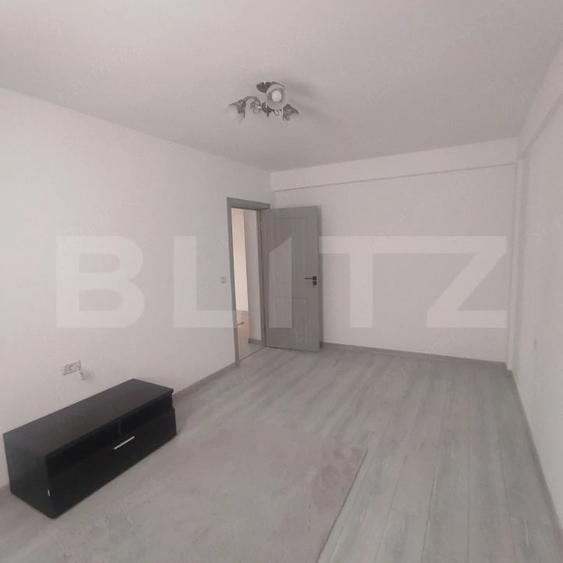 Apartament cu 2 camere decomandat în Hlincea