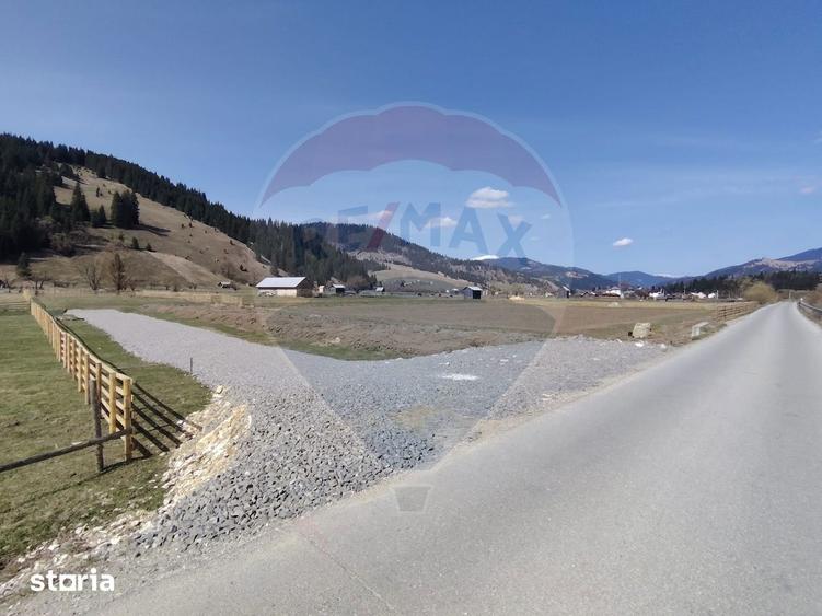 Teren de 7834 mp, în Dorna-Arini