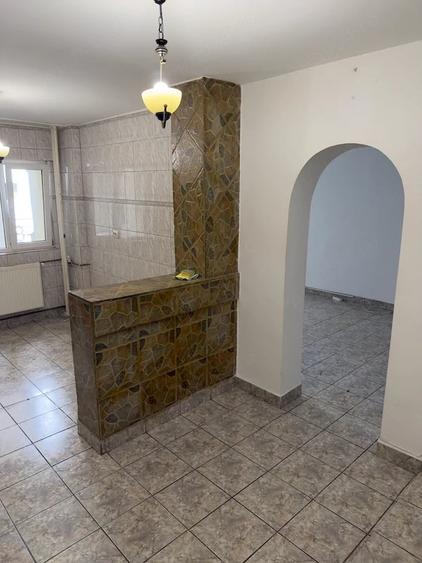 Apartament cu 2 camere nedecomandat în Pantelimon