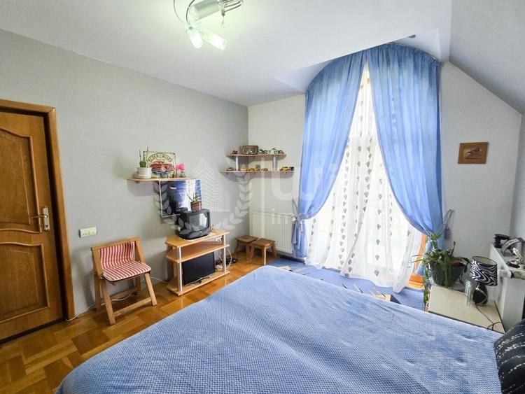 Casă individuală cu 5 camere cu Canalizare în Europa