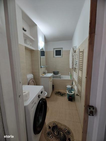 Apartament cu 3 camere decomandat în Progresul