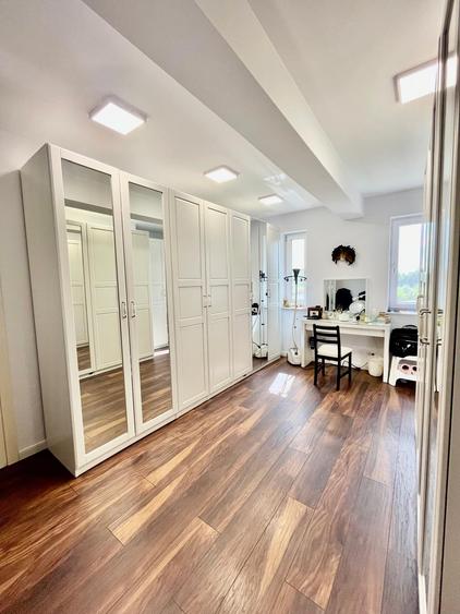 Vila superba cu vedere la lac - posibilitate alipire teren cu iesire la lac - 33