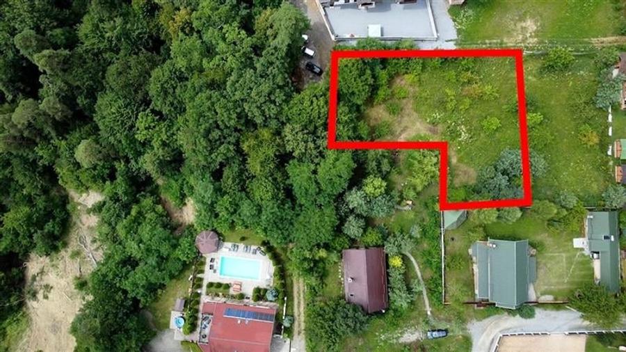 FILM! 1.400 mp teren turistic, Sovata: 800m de Lacul Ursu si 300 m de Lacul Negr - 2