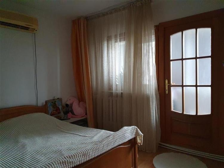 Apartament 3 camere,hol patrat, logie, balcon, et 3, CT, mobilat, ultracentral - 10