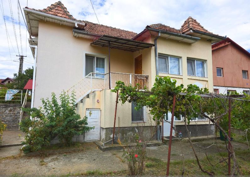 CASA IN BERISLAVESTI - LA 8 KM DE CALIMANESTI - 34