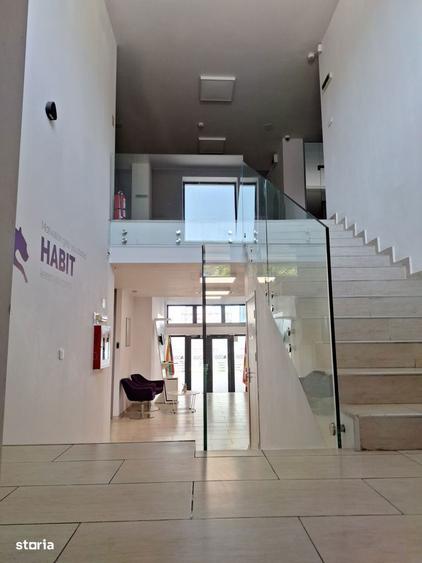 De inchiriat - Spatiu Comercial / Birouri Etaj 1 - 700 mp / 13Euro mp - 3
