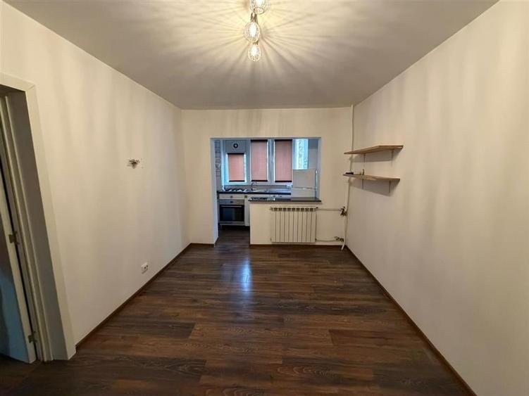 Garsoniera parter, de vanzare in zona Centrala - Bucegi - Sala Polivalenta - 1