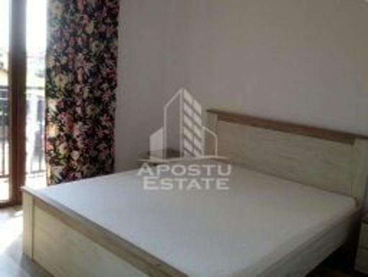 Jumatate de Duplex de inchiriat, 125 mp, curte 320 mp, Dumbravita - 9