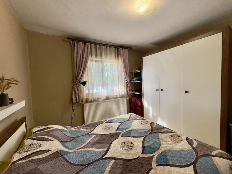 Lipovei, DECOMANDAT, Centrala proprie - 12