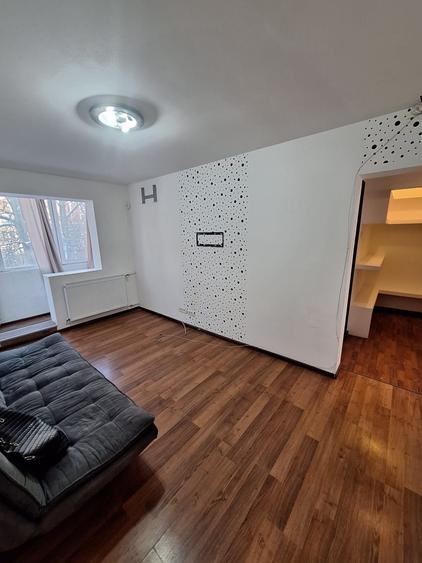 !! Etaj 1...3 Camere..zona Dacia.. - 1