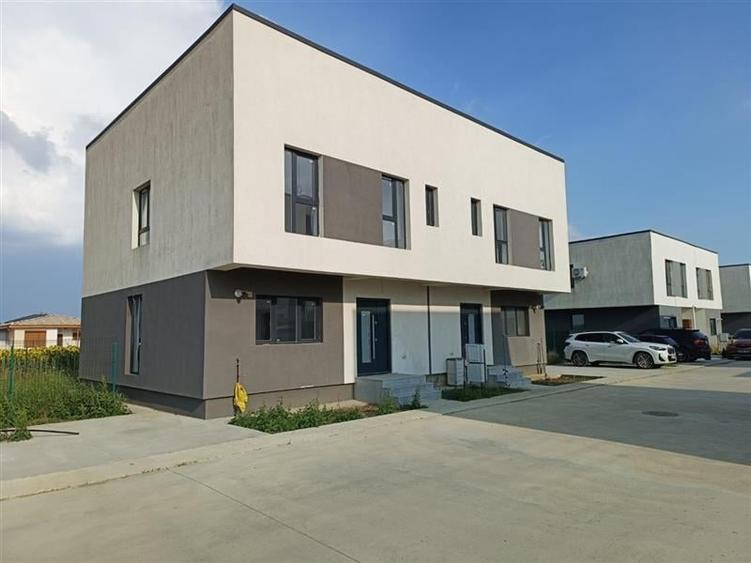 Vila tip duplex P+1E cu 4 camere proiect finalizat Tunari comision 0% - 8