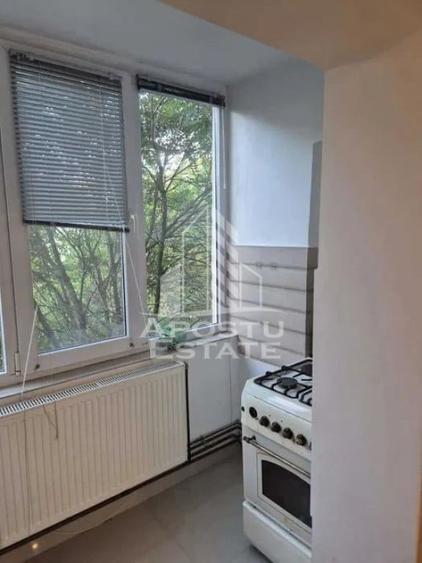 Apartament cu 2 camere, zona Girocului, Centrala Proprie - 6