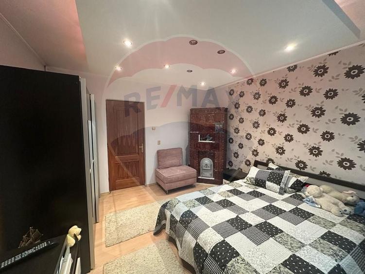 Casă spațioasă 6 camere, 2 băi, garaj spatios și terasă /0% comision - 12