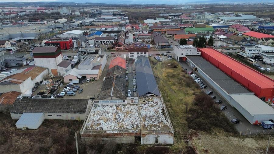 Hala de 2,400mp BD Regele Mihai Baia Mare zona Dedeman 490.000 EURO - 7