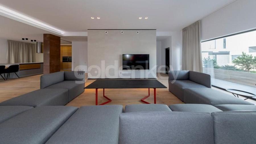 Vila superfinisata cu garaj intr-o locatie premium - 2