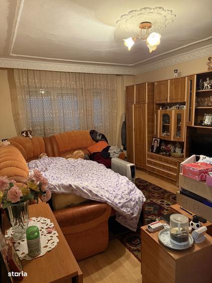 Apartament decomandat cu 2 balcoane parter, micro 20 - 2