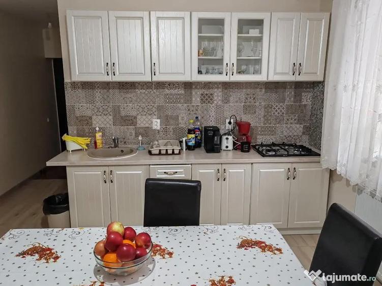 Casa noua Cazasu, aproape de primarie - 7