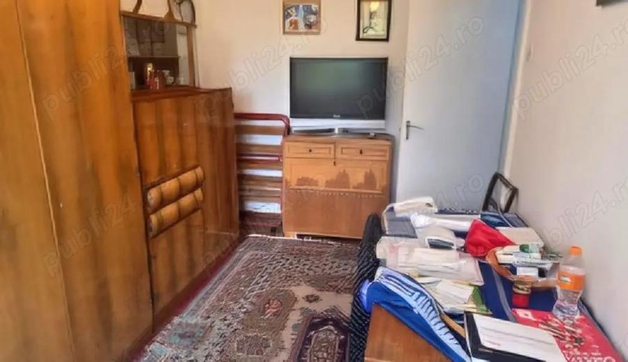 Vand urgent apartament 3 camere - 2