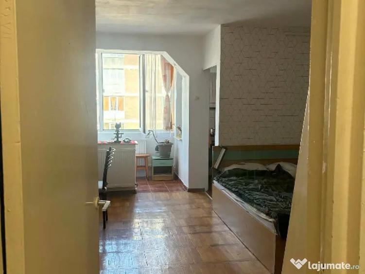 Garsoniera zona ASTRA - 1