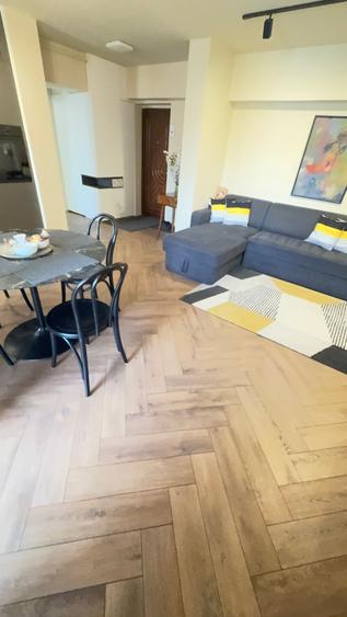 TRAIAN ZONA PIZZA PLUS -apartament 2 camere finisat modern etaj8/8 - 12