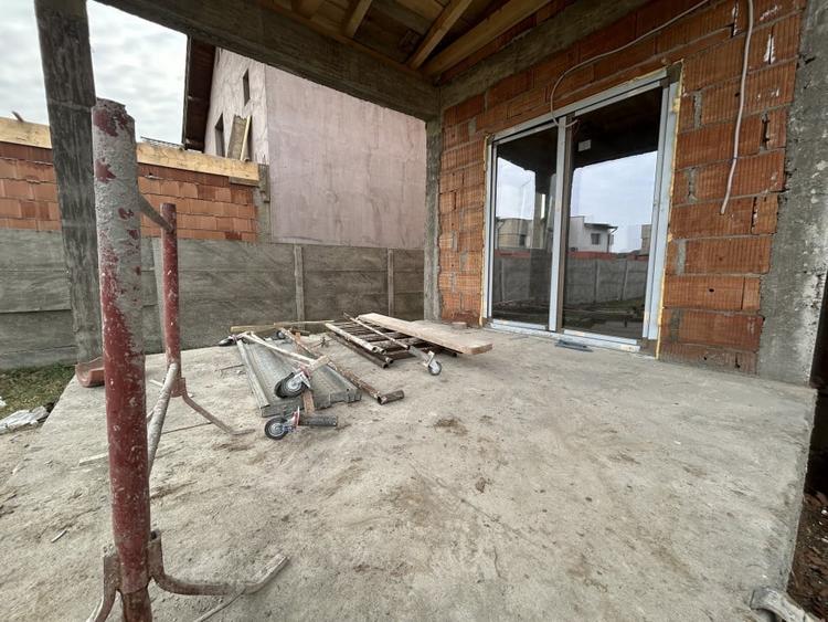 Duplex 4 camere, 126 mp utili, 334 mp teren - Giroc - 7