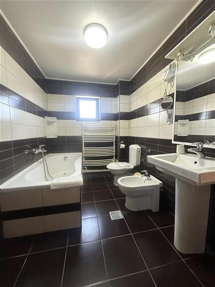 Pensiune Moderna si Profitabila in Vama Veche - Business la Cheie - 26