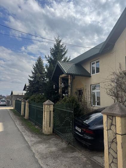 Casa 400m2 zona ipotesti la 3 minute de centrul sucevei - 1