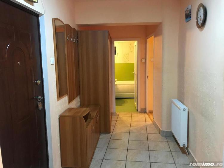 Garsoniera de inchiriat in zona 1 Mai - 2